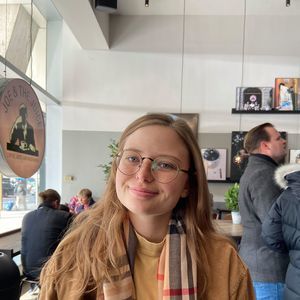 Meet your Posher, Savhanna